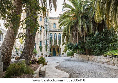 Jerusalem, Israel, December 07, 2019 : Alley Leading To The Benedictine Abbey Of Abu Gosh In The Che