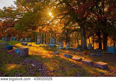 Cemetery Near Sundown In Autumn - Springdale Cemetery - Peoria, Illinois
