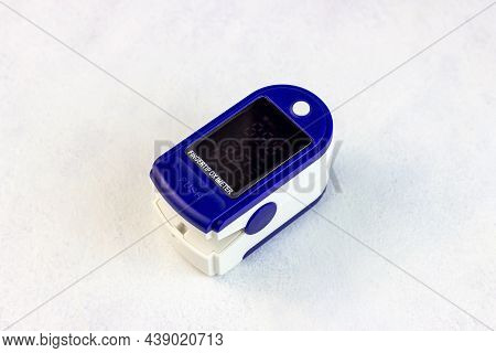 Medical Fingertip Pulse Oximeter Tool For Oxygen Saturation Check During Covid Virus Desease. Spo2 M