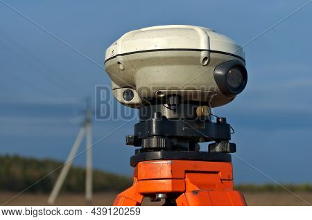 Open Sky Is A Dream Of Surveyor To Get Maximum Number Of Sattelites