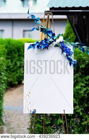 Wedding Board, Mockup, Invitation Easel, With Space For An Inscription, Decorated With Fresh Flowers