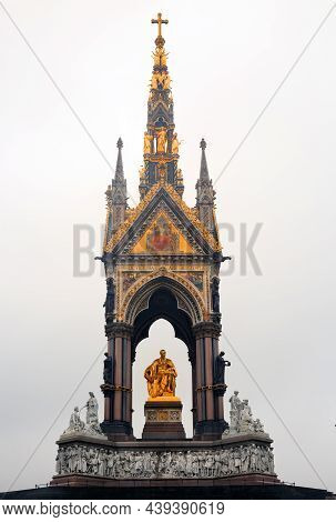 Albert Memorial, Knightsbridge, London, 2021. It Was Commissioned By Queen Victoria In Memory Of Her