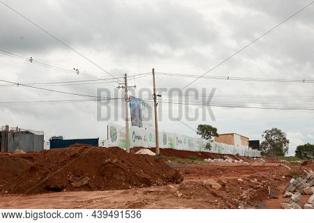 Brasilia Df, Brazil, November 10, 2021: New Construction Of Apartment Buildings In The 103 And 106 B