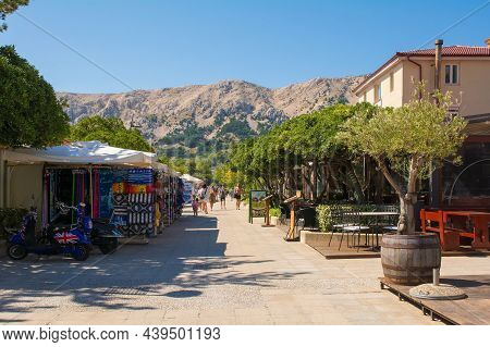 Baska, Croatia - 4th September 2021. A Street In Late Summer In Historic Coastal Town Of Baska On Kr