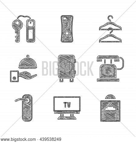 Set Safe, Smart Tv, Lift, Telephone Handset, Door Handle, Covered With Tray, Hanger Wardrobe And Hot