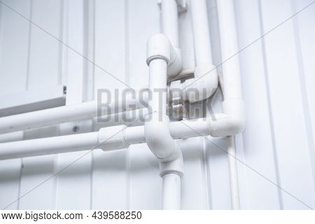 Polypropylene Pipes For Heating And For Hot Water. Installation Of Polypropylene Pipes.