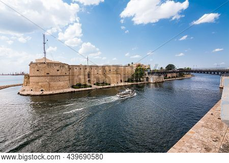 Taranto, Italy - 18 August 2021: The Castle In The Ionian Sea In Taranto
