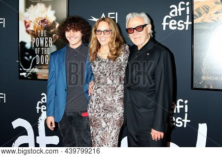LOS ANGELES - NOV 11:  Roman Keitel, Daphna Kastner, Harvey Keitel at the AFI Fest - The Power of The Dog LA Premiere at TCL Chinese Theater IMAX on November 11, 2021 in Los Angeles, CA