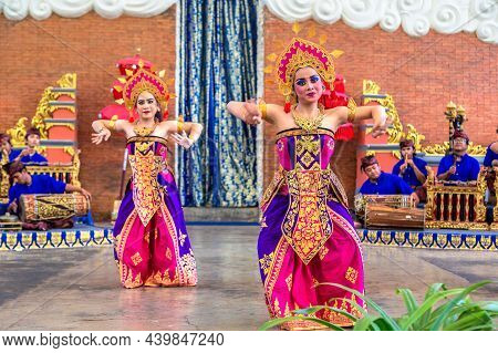 Bali, Indonesia - February 28, 2020: Traditional Balinese Dance Performed In Gwk Garuda Wisnu Kencan