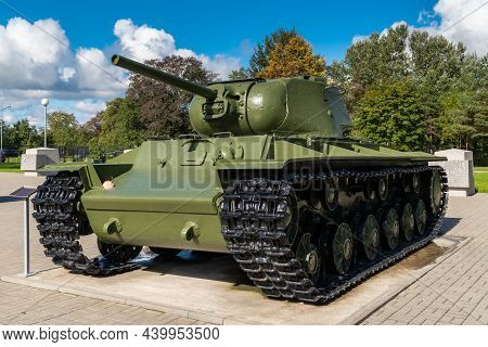 Russia. Leningrad Region. September 10, 2021. Kv-1C Tank Near The Museum-panorama Of The Leningrad B