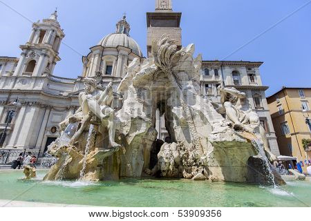 Fontana dei Quattro Fiumi, Piazza Navona in Rome