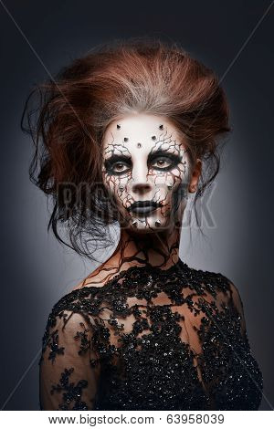 Creepy Queen.