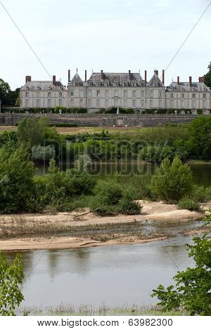 Chateau de Menars