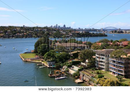 Sydney Harbour (21 MPixels)