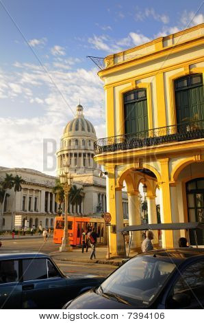 อาคาร Habana และโดม Capitolio 2010 ก.พ.