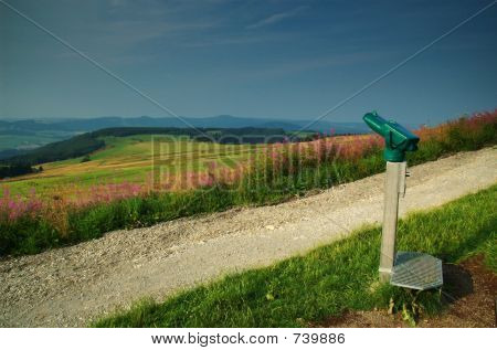 Punto di vista con il binocolo
