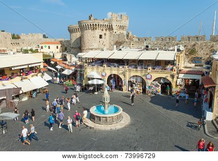 Tourists at Rhodes old city centre