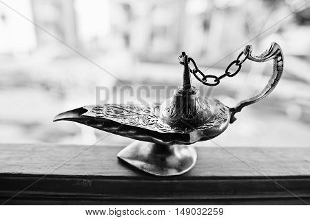 Aladdin Oil Lamp East Design With Egypt Texture