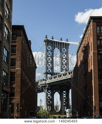 New York, Manhattan Bridge and Dumbo neighborhood of Brooklyn