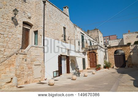 Alleyway. Sammichele di Bari. Puglia. Southern Italy.