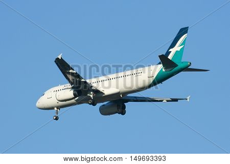 9V-sle Airbus A320-200 Of Silkair