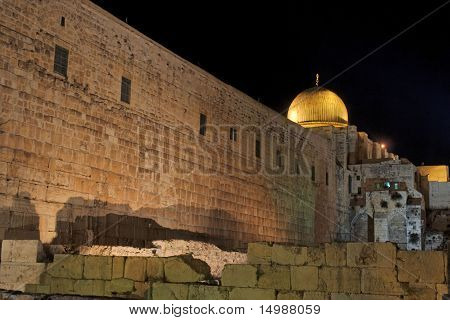 Tempelberg in Jerusalem in der Nacht