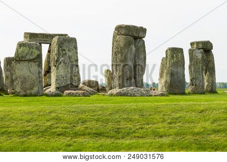 Stonehenge, Salisbury, Uk- 04 May 2014: Stonehenge An Ancient Prehistoric Stone Monument. It Was Bui