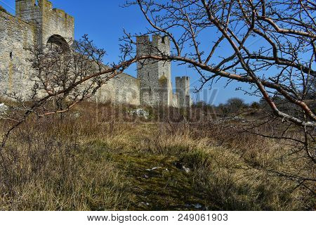 Visby And The 12th Century Medieval Ringwall