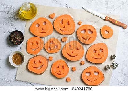 Sweet Potato Carving Funny Faces, Halloween Symbol, Creative Food
