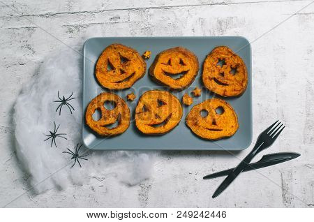 Roasted Sweet Potato Carving Funny Faces, Halloween Symbol, Creative Food