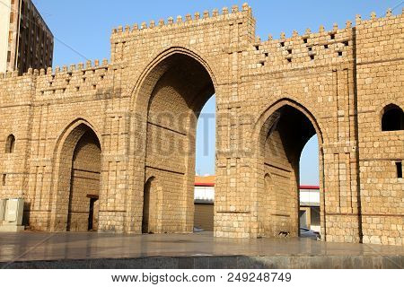 Baab Makkah Gate In Jeddah Al Balad Historical Place Jeddah Saudi Arabia