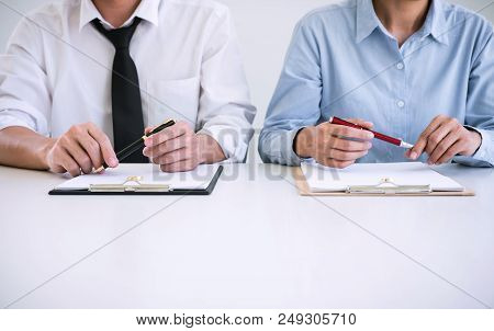 Contract Decree Of Divorce (dissolution Or Cancellation) Of Marriage, Husband And Wife During Divorc