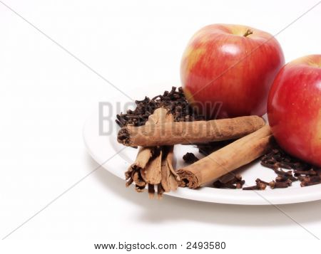 Æbler & kanel 013