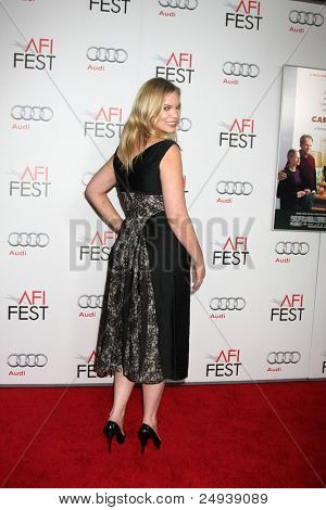 LOS ANGELES - 5 NOV: Arielle Yuseph arriva all'AFI FEST 2011 Gala Screening di 