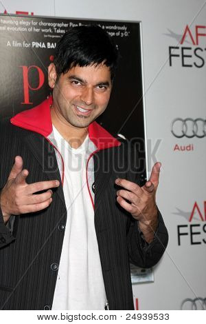 LOS ANGELES - 5 NOV: Reef Karim... arriva l'AFI FEST 2011 Gala Screening di 