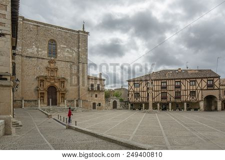 Penaranda De Duero, Burgos, Spain April 2015:  View Of One Of The Streets Of The Village Of Penarand