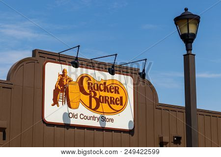 Kokomo - Circa July 2018: Cracker Barrel Old Country Store Location. Cracker Barrel Serves Homestyle