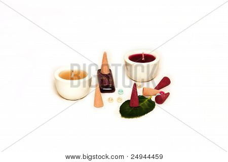 Canddles složení v bílém pozadí
