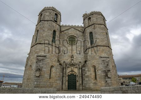 Guarda, Portugal, August 2015: Gothic Cathedral  With Manueline Influences Of Guarda A Cloudy Summer