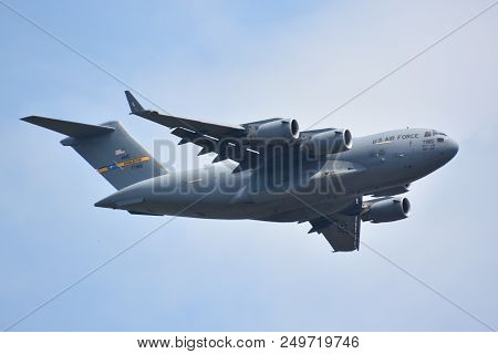 Chicopee, Ma - Jul 14: C-17 Globemaster Iii At The 2018 Great New England Airshow At Westover Air Re