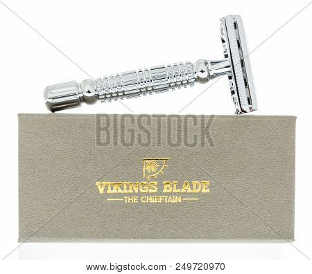Winneconne, Wi - 13 July 2018: A Package Of A Vikings Blade The Chieftain Safety Razor On An Isolate