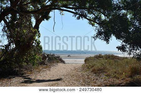 Lee Point Beach At Low Tide. Lee Point In The  Northern Suburb Of The City Of Darwin, Northern Terri