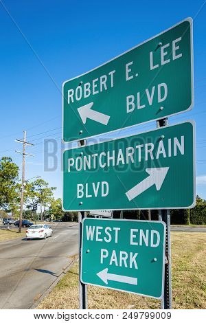 New Orleans, Usa - Nov 26, 2017: Roadside Signs Showing Directions To Robert E. Lee And Pontchartrai
