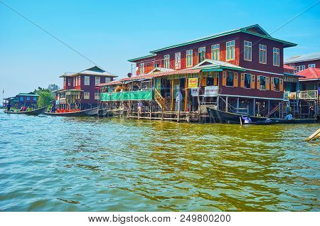 Inpawkhon, Myanmar - February 18, 2018: Canoes With Tourists At The Bamboo Handicraft Workshop - The