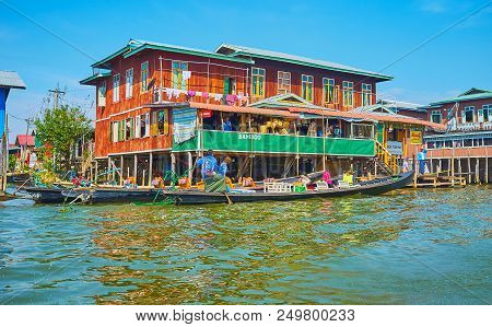 Inpawkhon, Myanmar - February 18, 2018: The Bamboo Handicraft Workshops On Inle Lake Are Popular Tou
