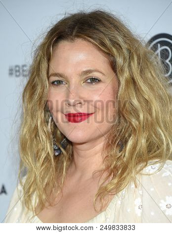 LOS ANGELES - JUL14:  Drew Barrymore arrives for Beautycon LA 2018 on July 14, 2018 in Los Angeles, CA                