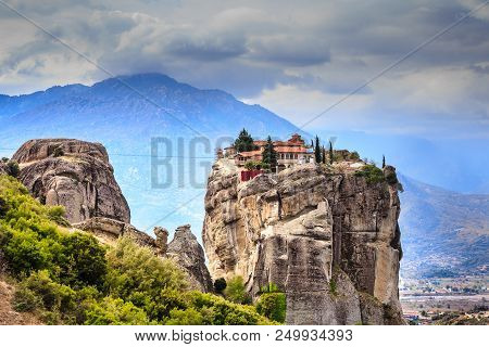 Monastery Of The Holy Trinity On Cliff. Greek Destinations. The Meteora Monasteries, Greece Kalambak