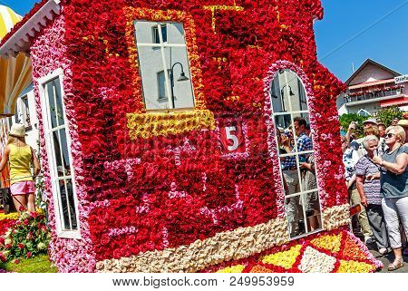 Steinfurth, Germany-july 15, 2018: On Every Even-numbered Year, The Bad Nauheim Suburb Steinfurth, T