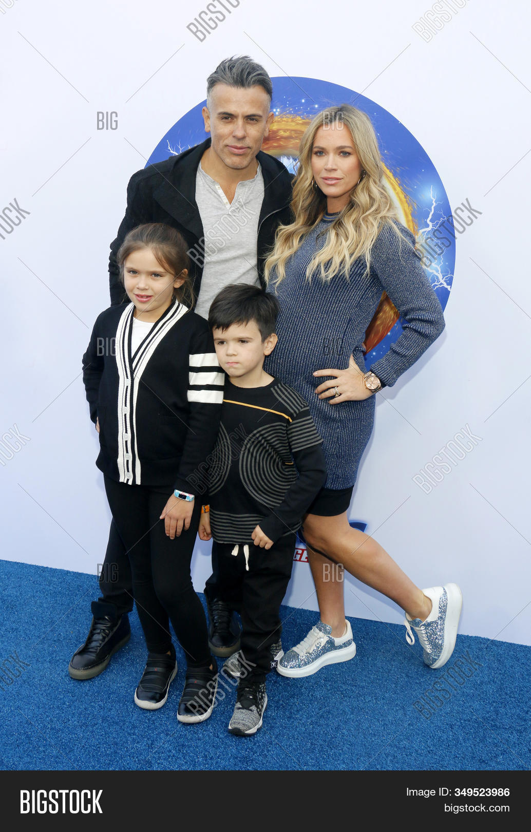 Edwin Arroyave, Teddi Image & Photo (Free Trial) | Bigstock