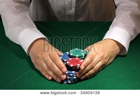 Yeşil masada Poker kazanmak alarak